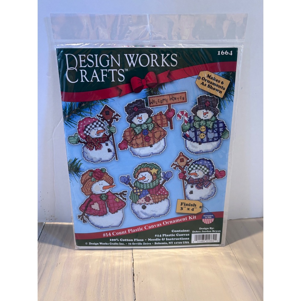 Design Works Crafts 1664 Snowmen Plastic Canvas Ornament Kit 14 Count Set of 6